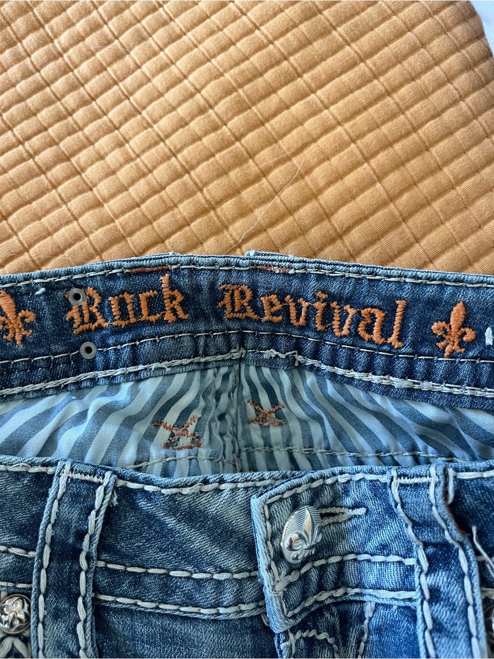 Rock Revival Women's 26 Taylor Slim Boot Jeans - Picture 10 of 11